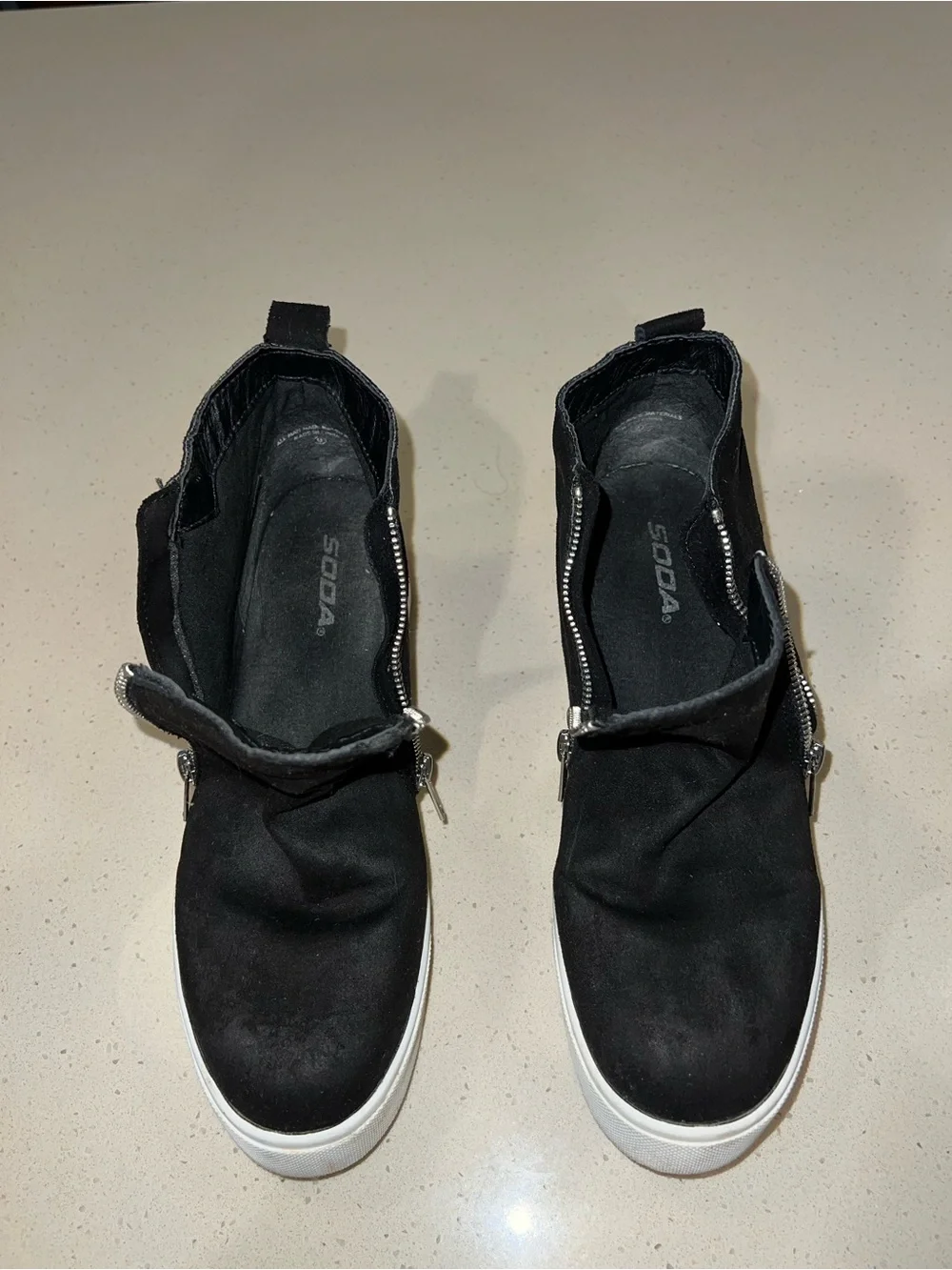 Soda Black Suede Platform Sneaker Booties with Silver Zippers Women's Size 9